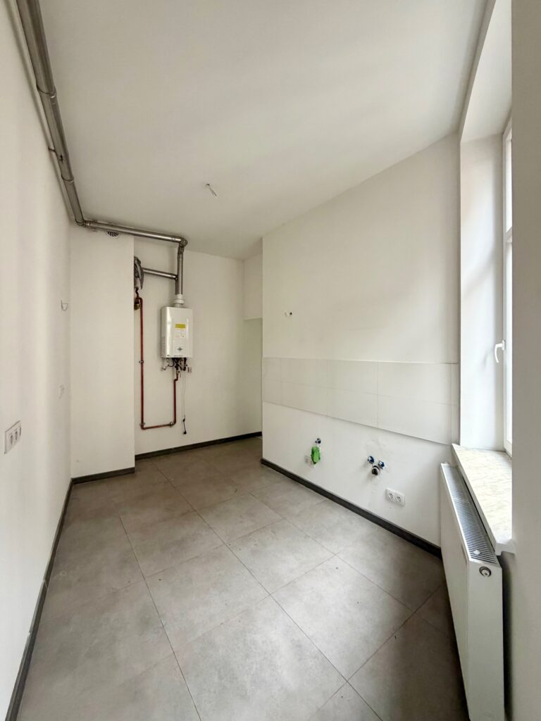 Wyremontowane i przestronne - 87m - Pl. Wolności 2 - zdjęcie 10