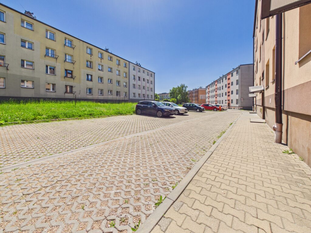 Kawalerka z osobną kuchnią | Bytom | Stroszek - zdjęcie 2