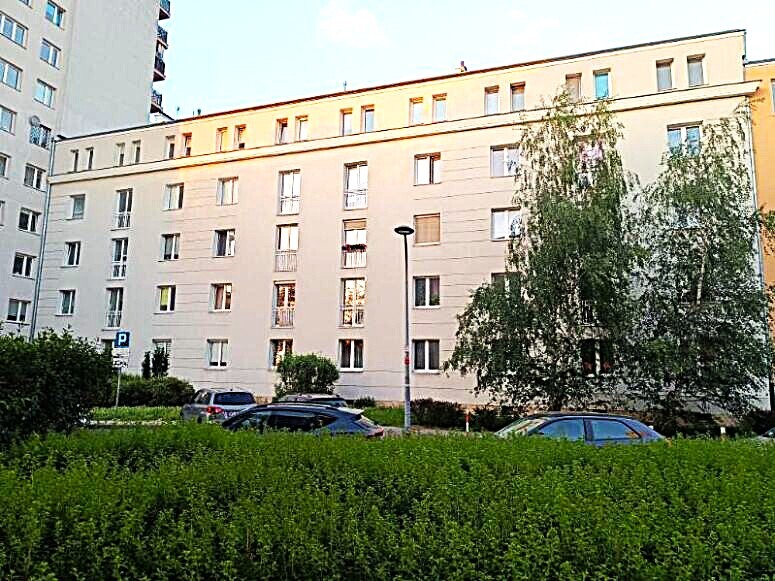 Mieszkanie na sprzedaż-zielona oaza na Woli.