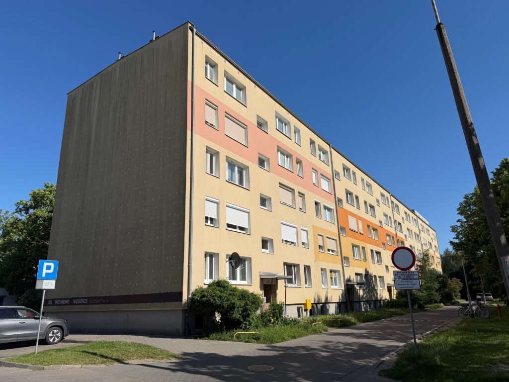 Mieszkanie do remontu | 4 pokoje | Winogrady - zdjęcie 1