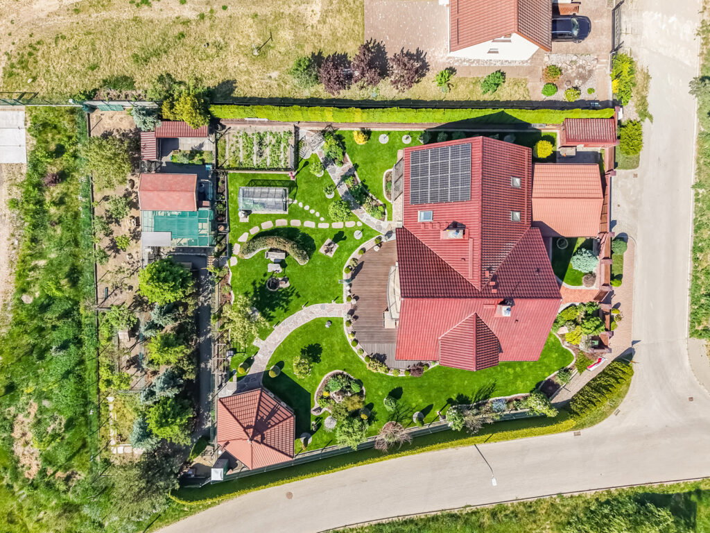 Dom w którym jakość i komfort mają znaczenie! - zdjęcie 1