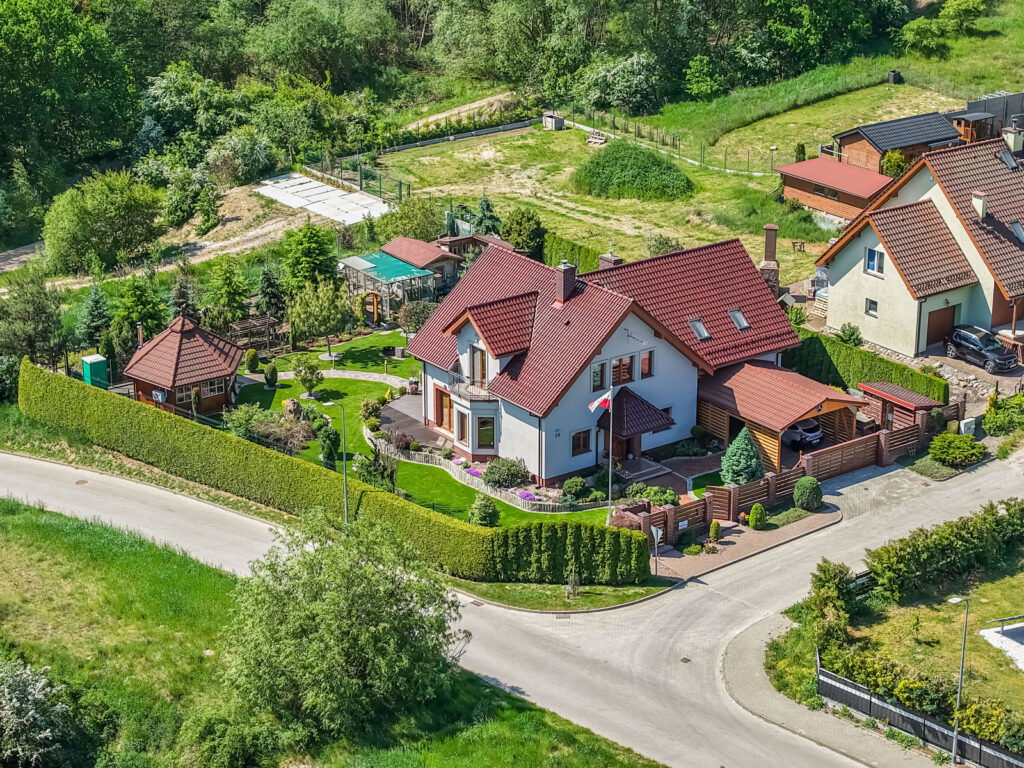 Dom w którym jakość i komfort mają znaczenie! - zdjęcie 2