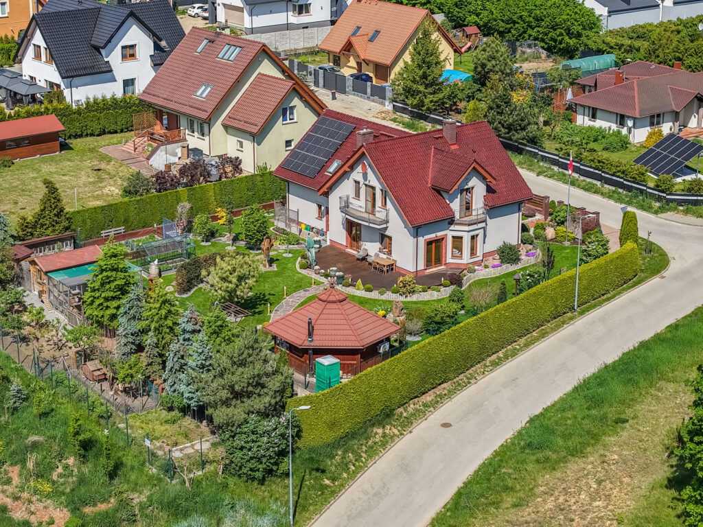 Dom w którym jakość i komfort mają znaczenie! - zdjęcie 3
