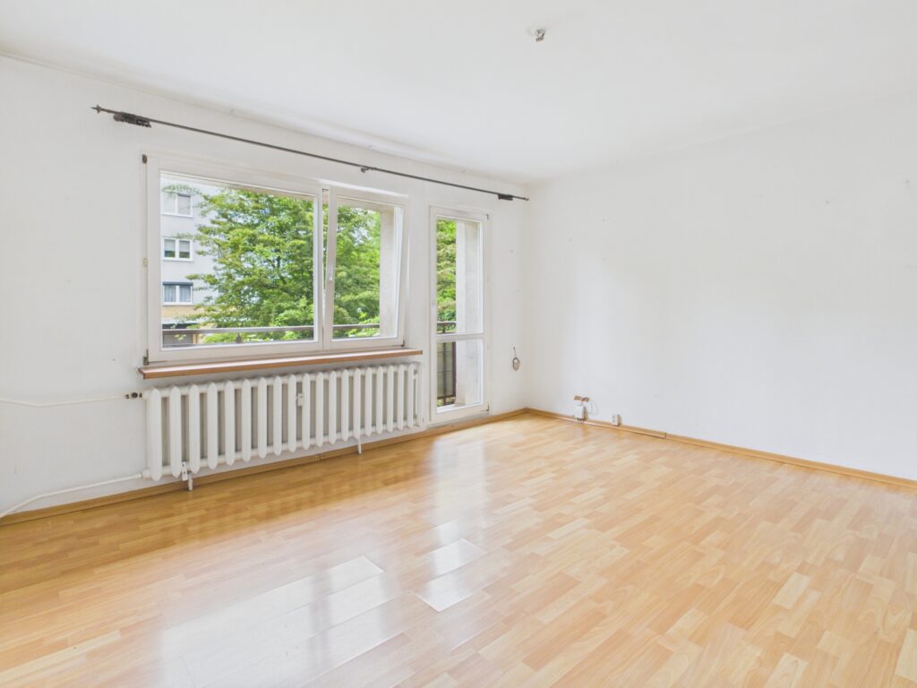 3 pokoje | 63 m² | Brynów | Do remontu - zdjęcie 1