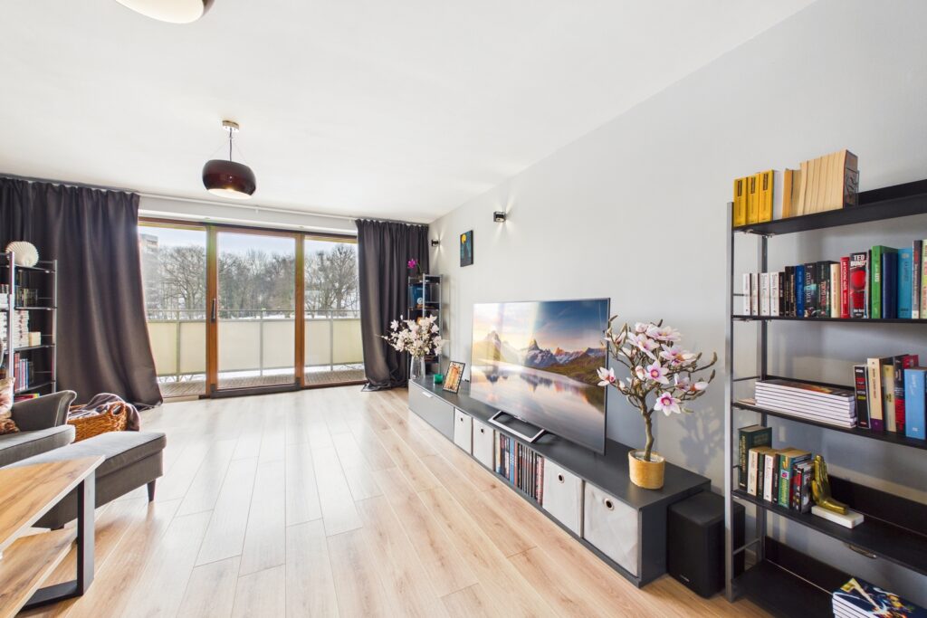 Komfortowe 60 m² z dużym balkonem. - zdjęcie 5