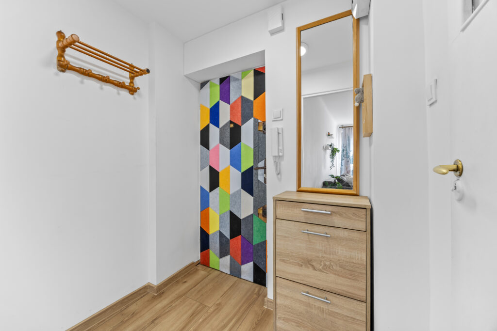 2 pokoje po remoncie | Balkon | 220 m do PKP - zdjęcie 5