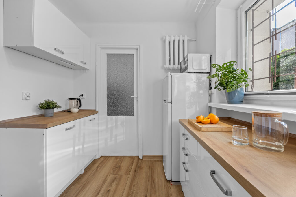2 pokoje po remoncie | Balkon | 220 m do PKP - zdjęcie 7
