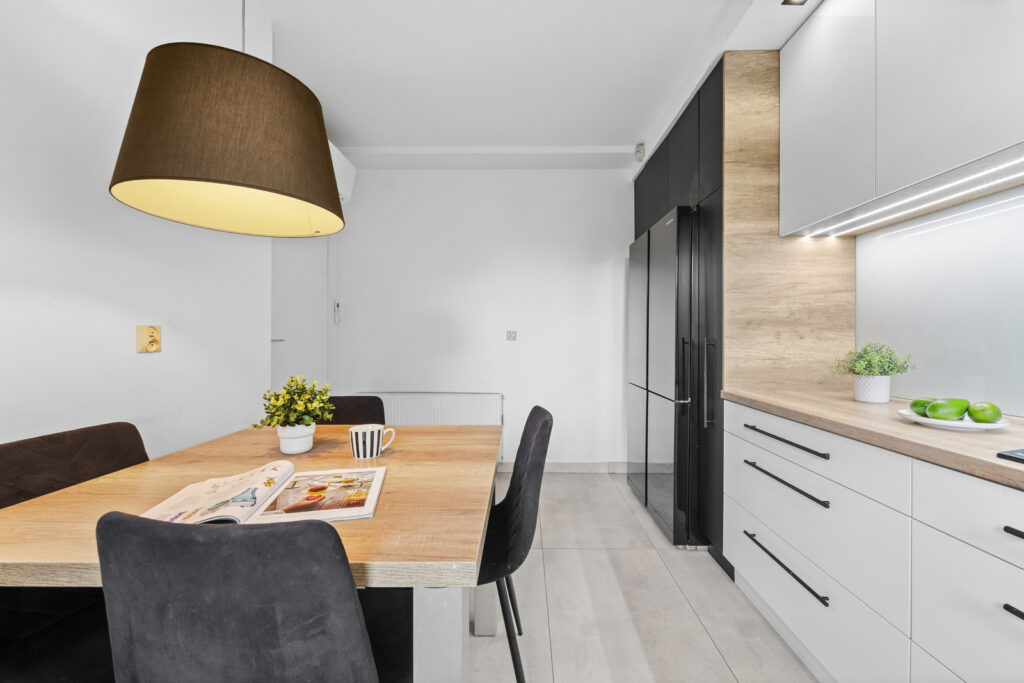 Zadbany bliźniak 157 m² z pięknym ogrodem i klimat - zdjęcie 6