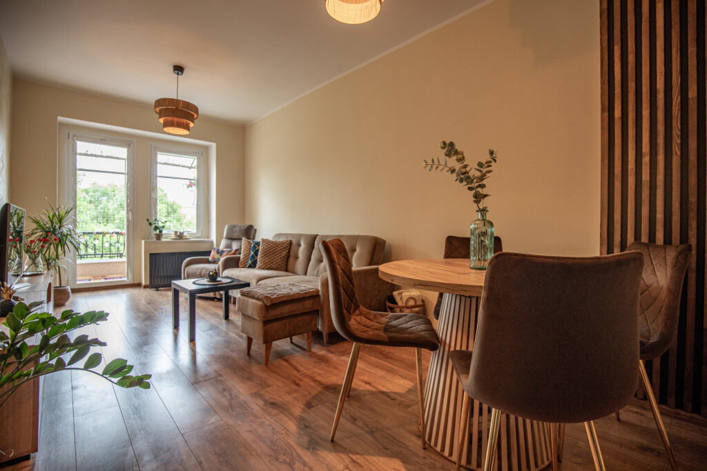 Mieszkanie 3 pokoje, 67 m², balkon - zdjęcie 1