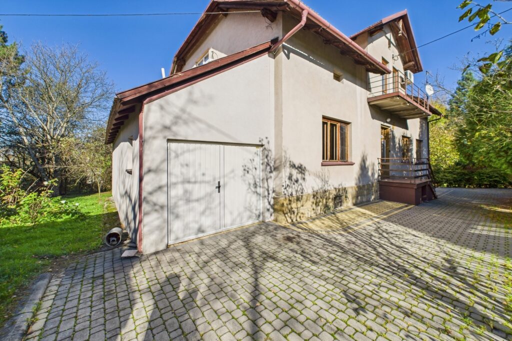 Dom - dwa mieszkania - zdjęcie 24