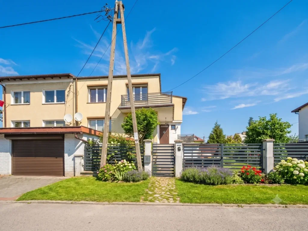Dom bliźniak 180 m² Mazurskie, blisko jeziora - zdjęcie 1