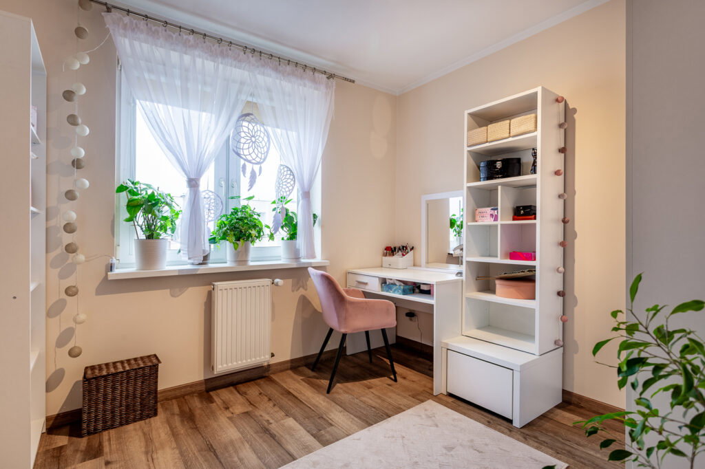 4 pokoje i salon z aneksem kuchennym, ul. Tuwima - zdjęcie 10