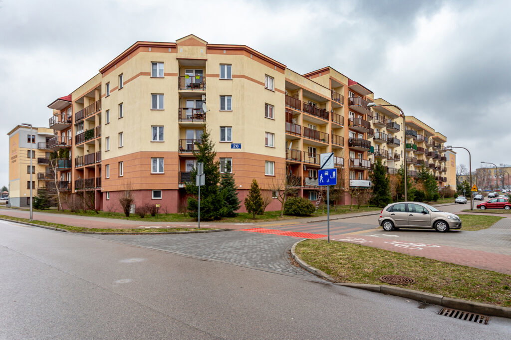 4 pokoje i salon z aneksem kuchennym, ul. Tuwima - zdjęcie 16