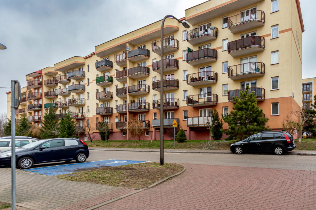 4 pokoje i salon z aneksem kuchennym, ul. Tuwima - zdjęcie 17
