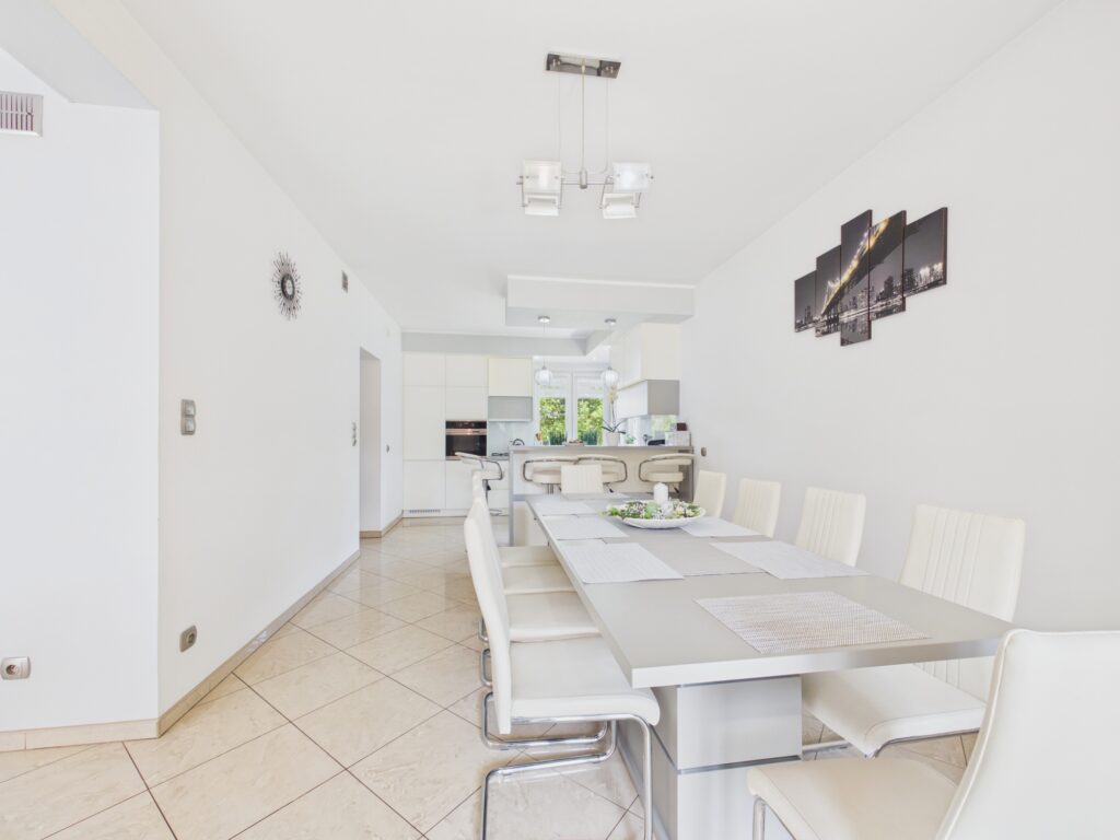 Komfortowy dom 206 m² Brody gm. Końskie - zdjęcie 6