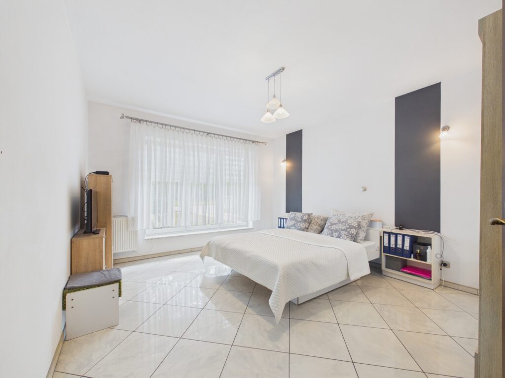 Komfortowy dom 206 m² Brody gm. Końskie - zdjęcie 14