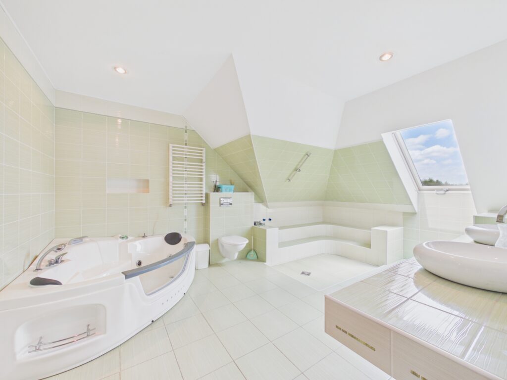 Komfortowy dom 206 m² Brody gm. Końskie - zdjęcie 16