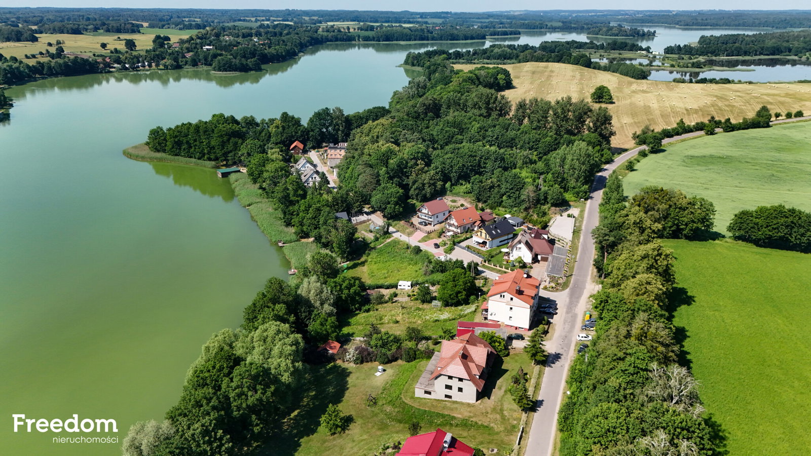 Nowoczesny dom wolnostojący w stanie deweloperskim