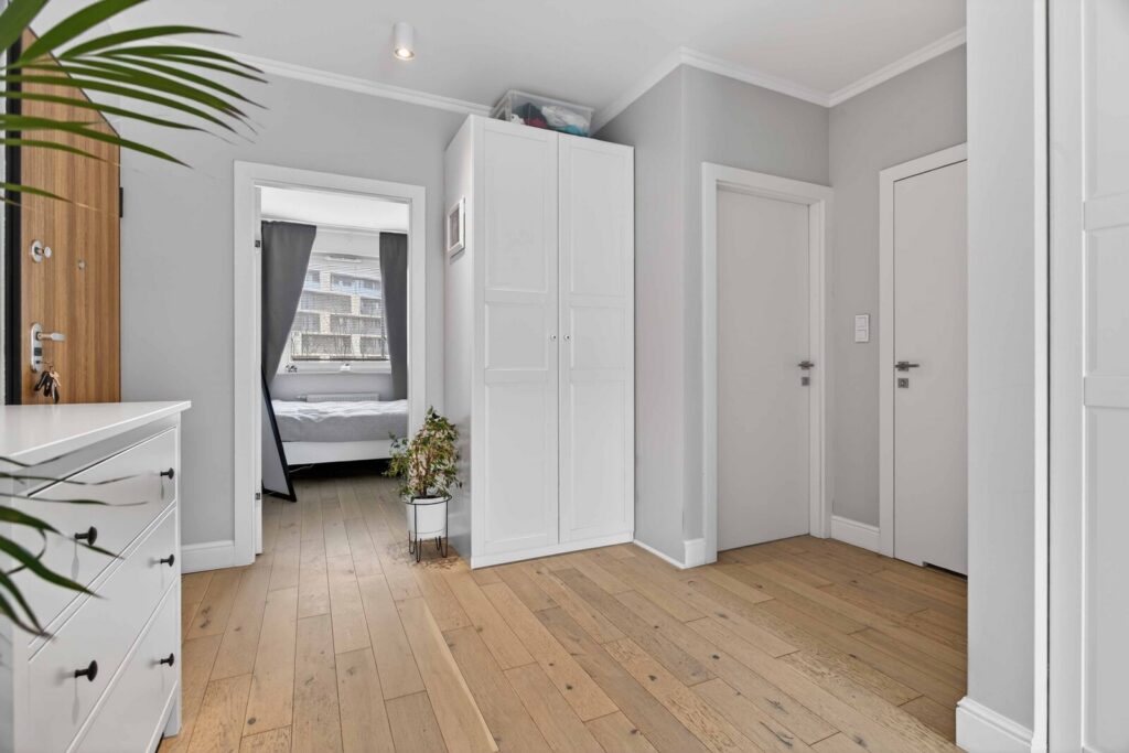 eleganckie i jasne mieszkanie z 2 ogródkami - zdjęcie 14