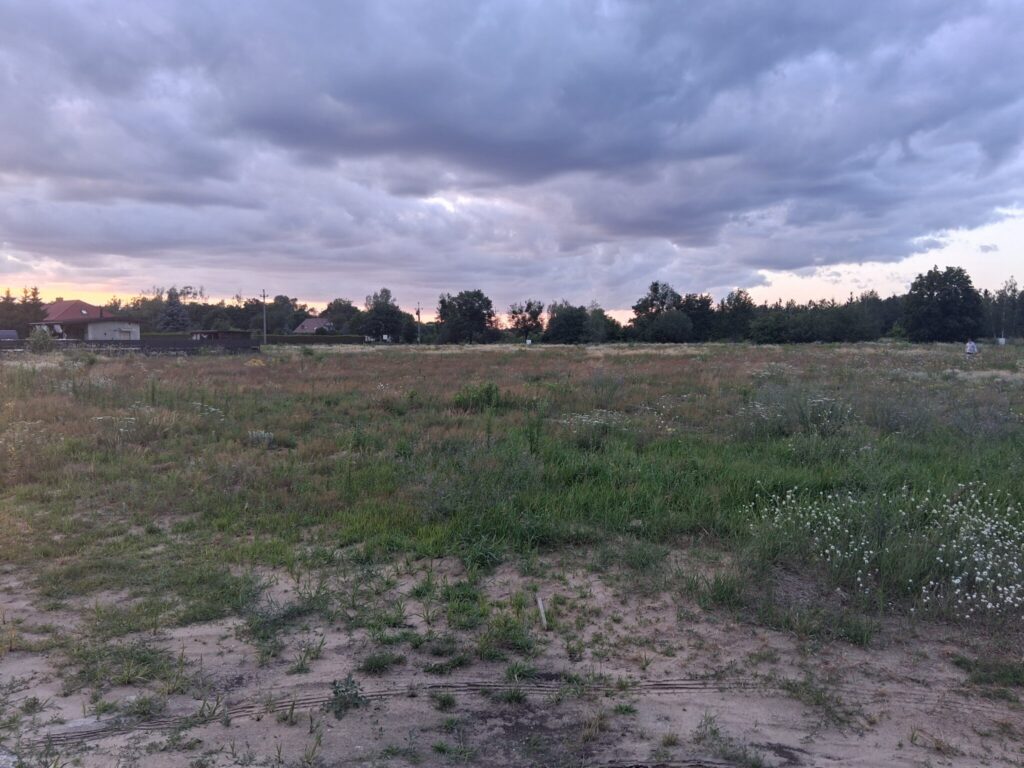 Działki z warunkami zabudowy w granicy miasta. - zdjęcie 5