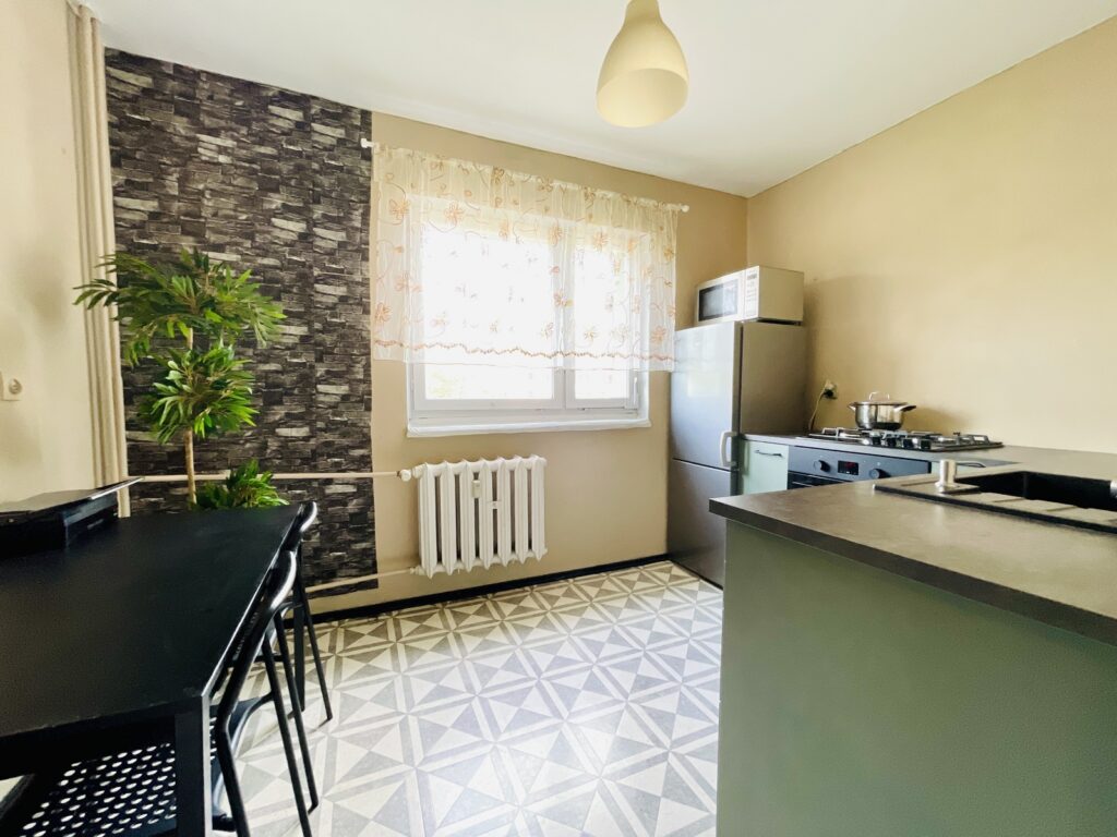 1 piętro, duża loggia i kuchnia – Olechów - zdjęcie 6