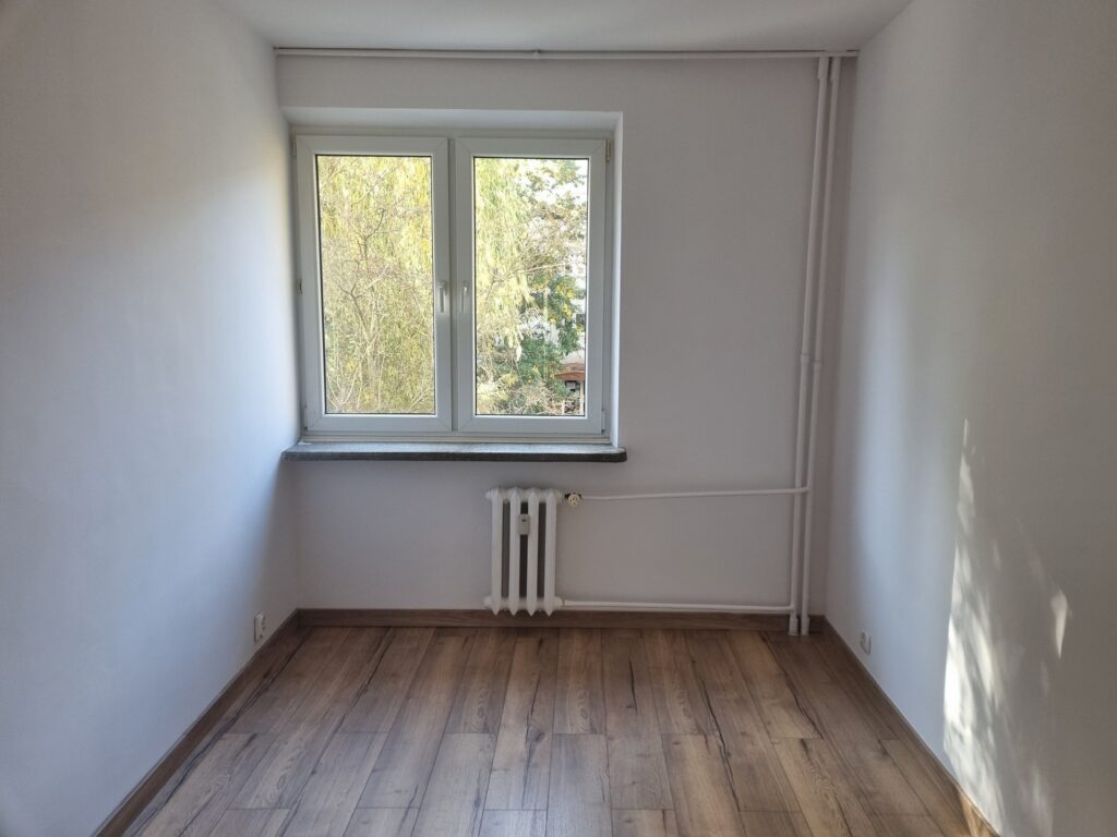 Trzy pokoje, oddzielna kuchnia, ul.Krymska - zdjęcie 4