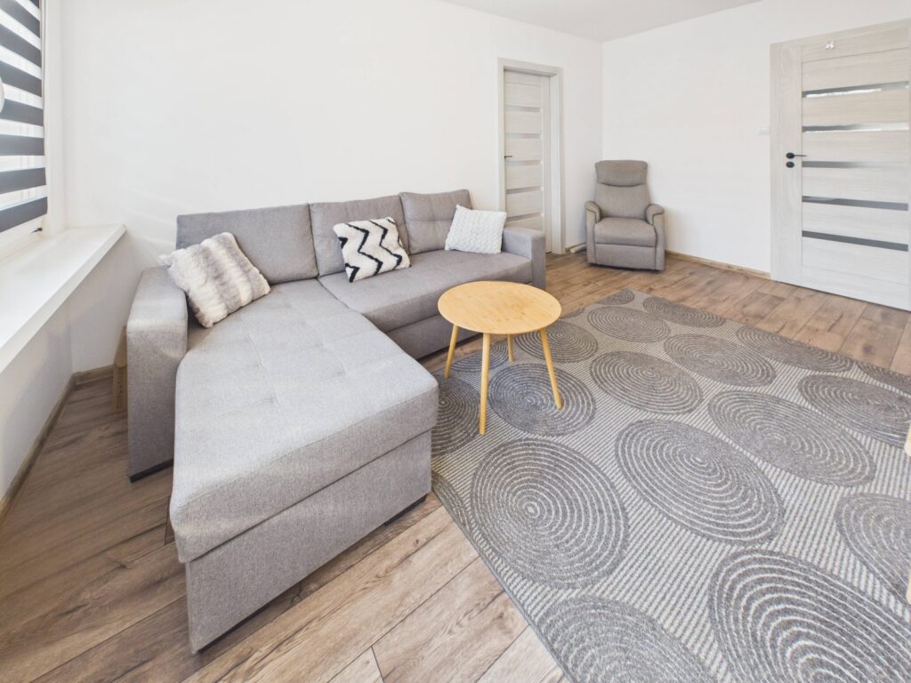 Sprzedaż mieszkanie 4-pokojowe 62m2 Rury LSM Zana - zdjęcie 1