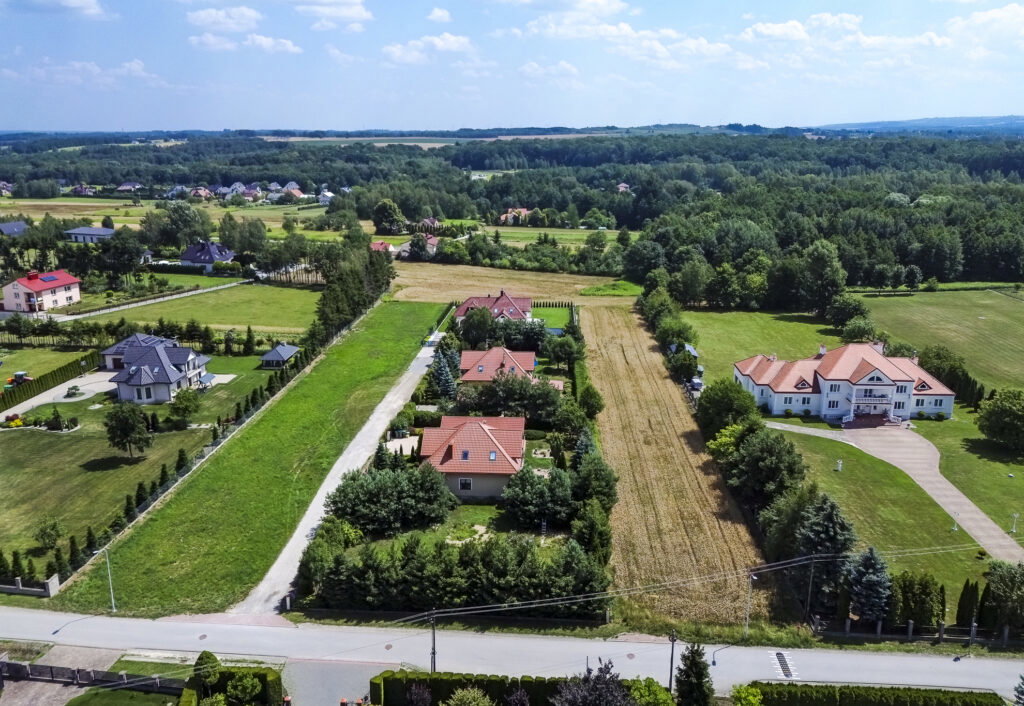 Dom jednorodzinny z dużą działką Strażów - zdjęcie 15