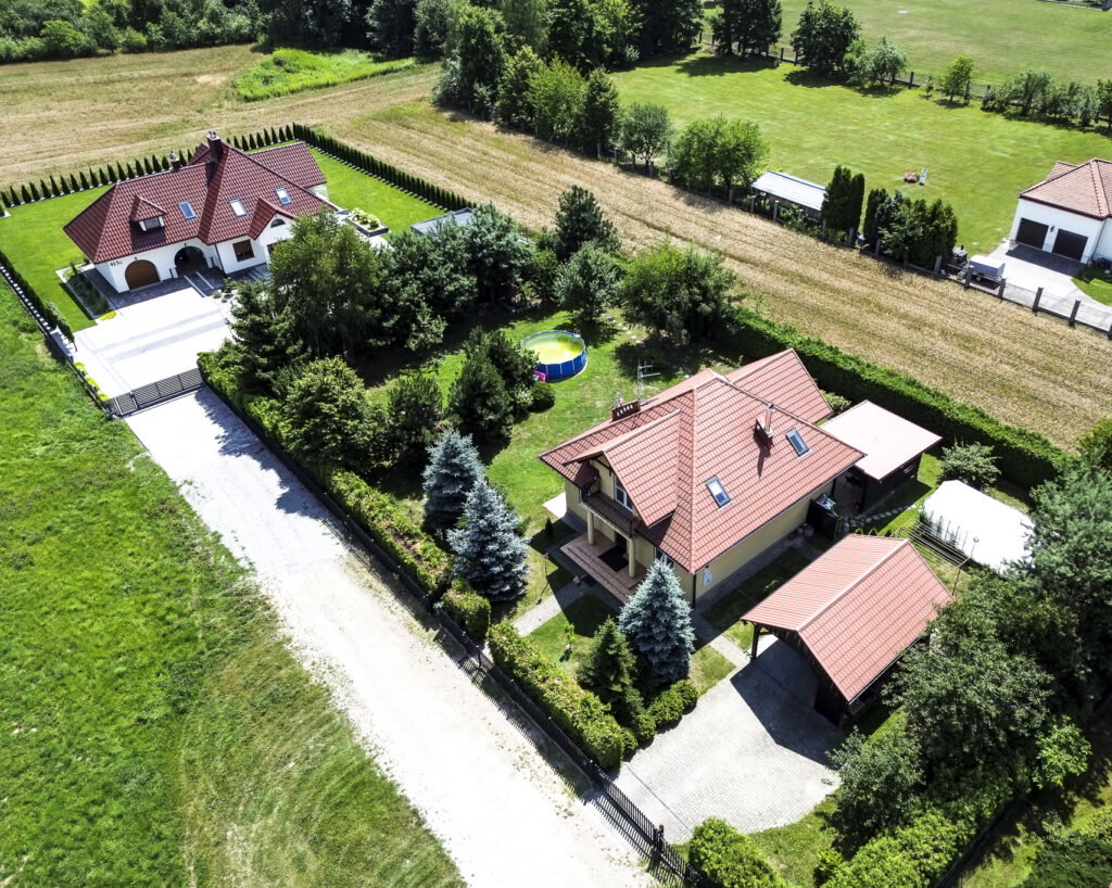 Dom jednorodzinny z dużą działką Strażów - zdjęcie 17