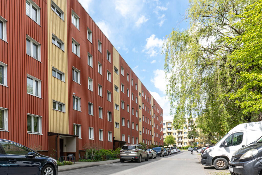 3 pokojowe rozkładowe mieszkanie na osiedlu Kmity - zdjęcie 2