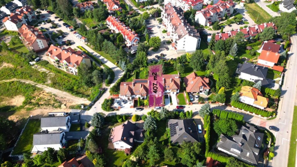 Przestronny dom dla rodziny lub na dwa mieszkania - zdjęcie 7