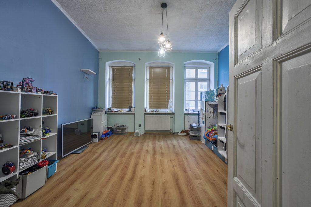 3 pokojowe mieszkanie w centrum zabytkowego miasta - zdjęcie 5