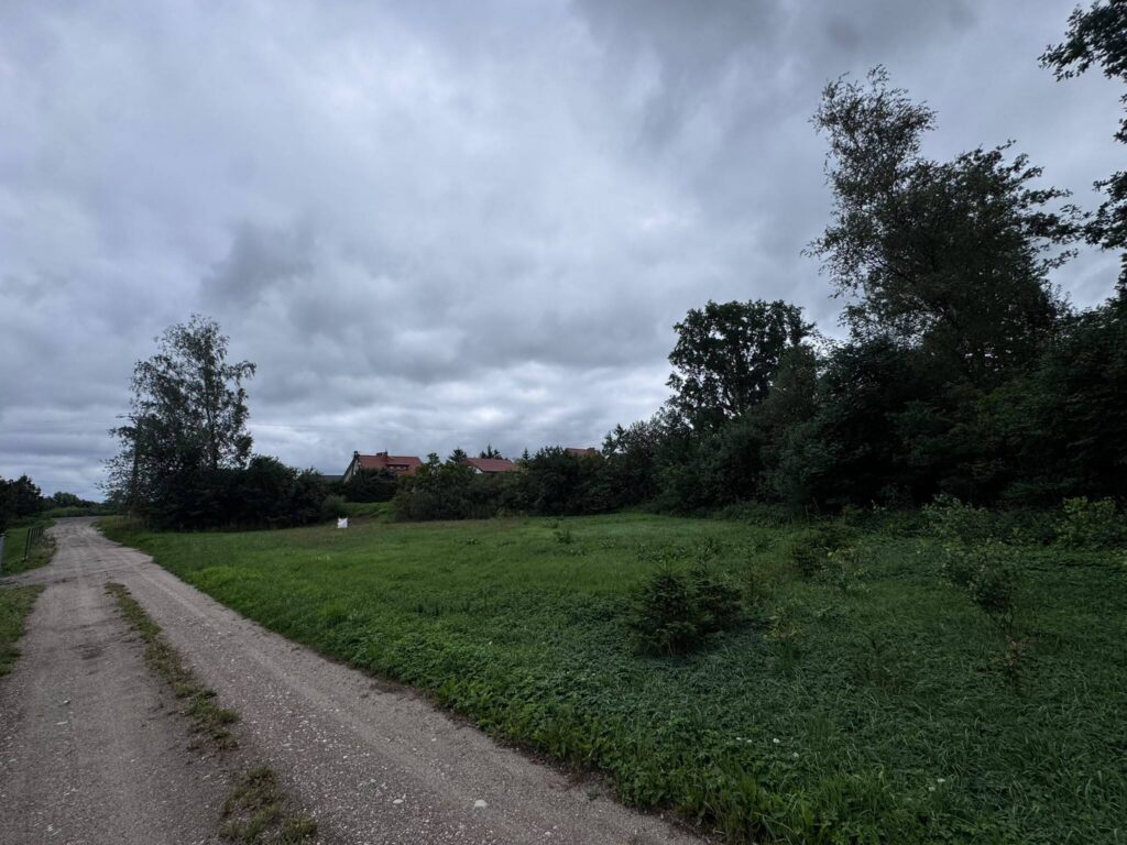 Działka budowlana w Samborowie - zdjęcie 1