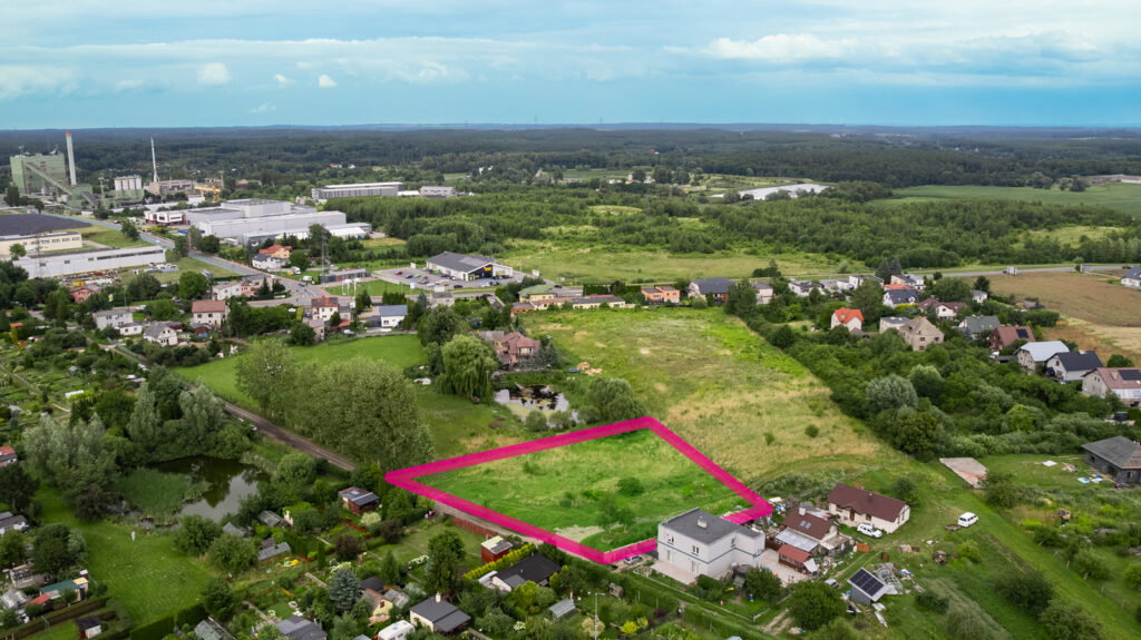 Duża działka budowlana 2823 m2 z MPZP - zdjęcie 1