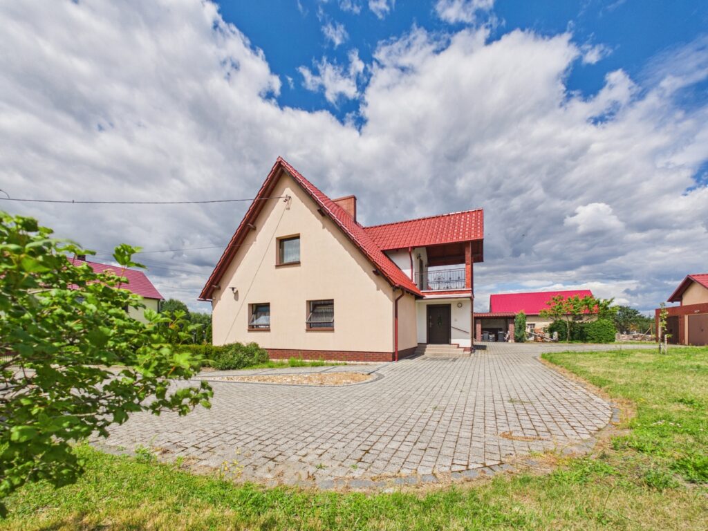 Dom z dużą działką 62 ar | 158 m² | Żelazna - zdjęcie 3