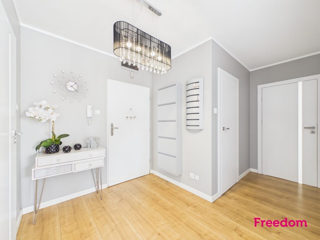 Apartament klasy Premium w sercu Koszalina - garaż - zdjęcie 7