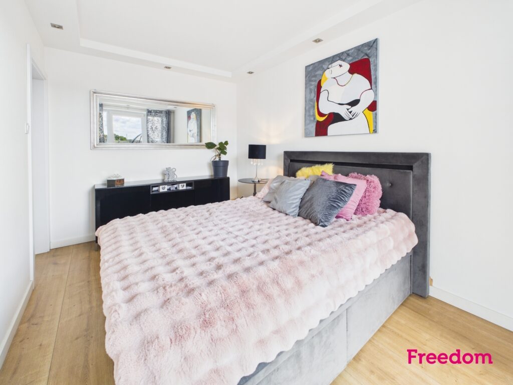 Apartament klasy Premium w sercu Koszalina - garaż - zdjęcie 19
