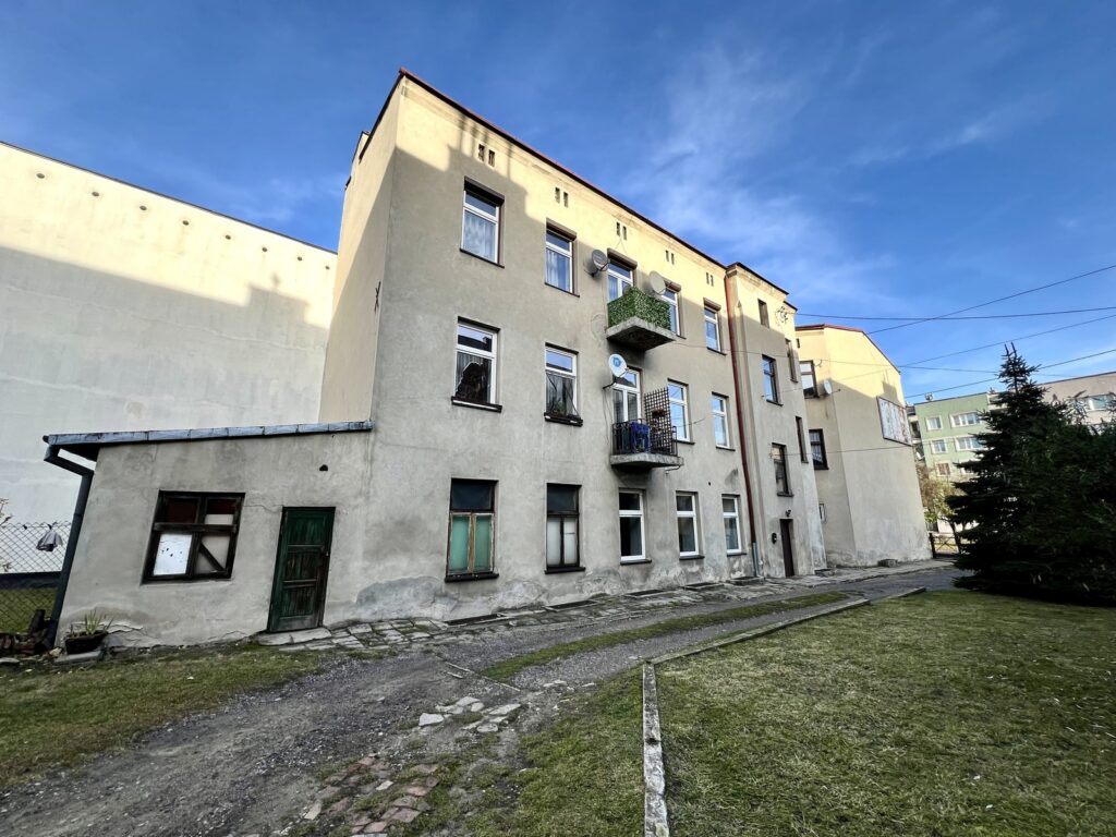 Kamienica inwestycyjna + działka w centrum - zdjęcie 12