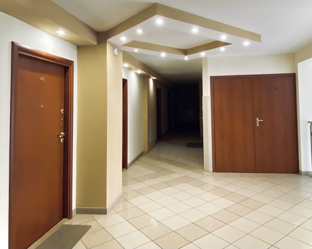Imponująca przestrzeń apartamentu ul. Zdrojowa. - zdjęcie 17