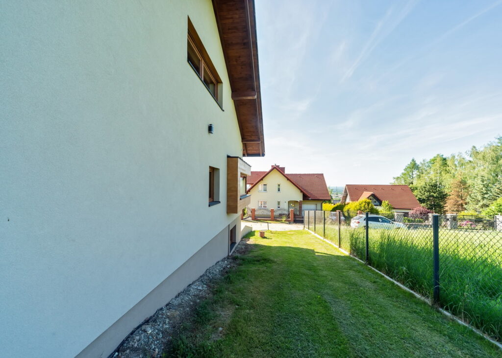 Wyjątkowy, nowy dom na widokowej działce w Kozach - zdjęcie 23