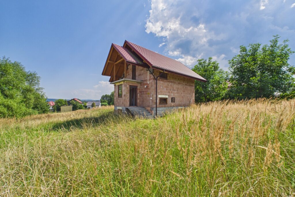Dom w budowie koło Wadowic - zdjęcie 9