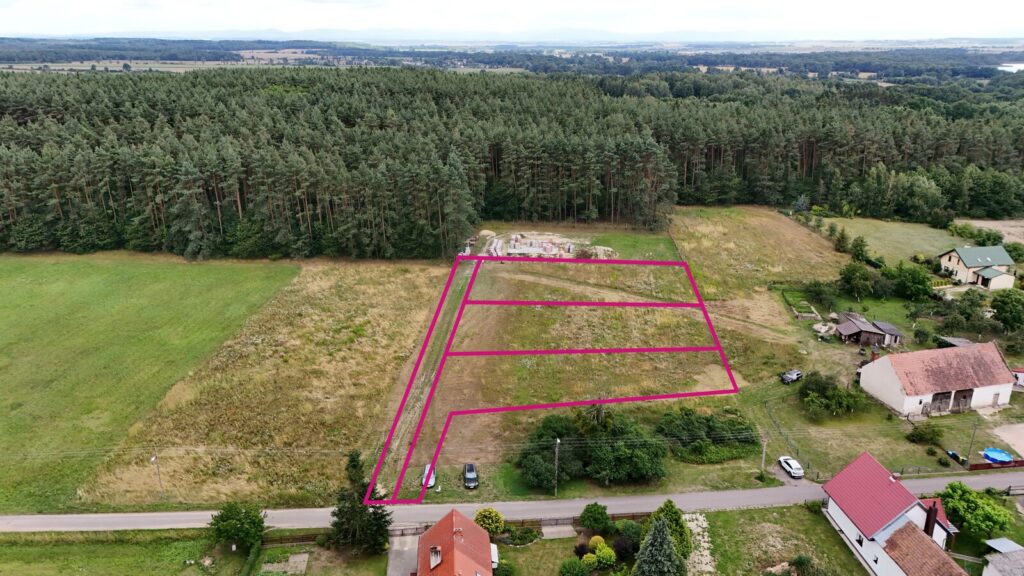 Działka budowlana 1258 m², aktualne WZ - zdjęcie 2