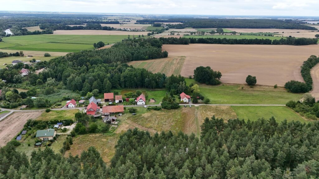Działka budowlana 1258 m², aktualne WZ - zdjęcie 3
