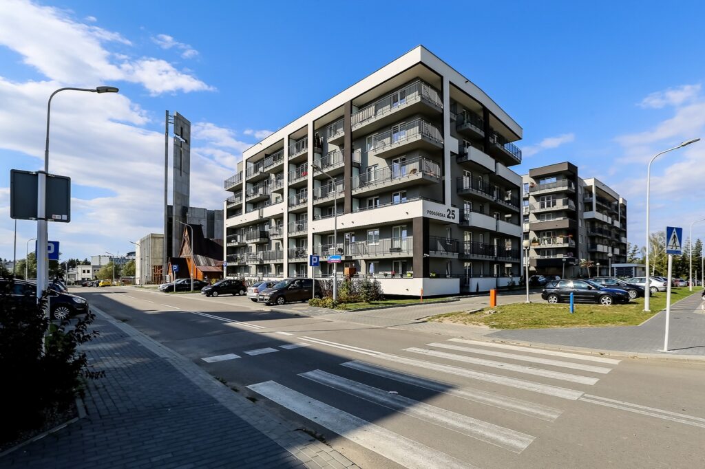 Komfortowa kawalerka na osiedlu Architektów - zdjęcie 2
