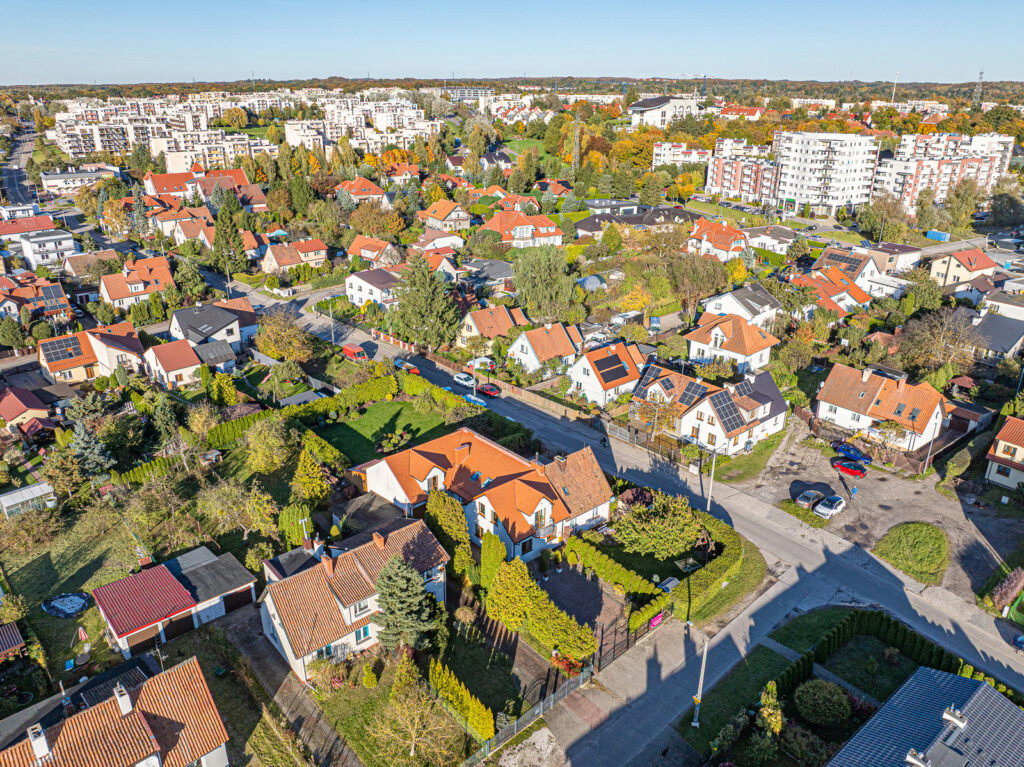 Nowoczesny dom w centrum Elbląga - zdjęcie 27