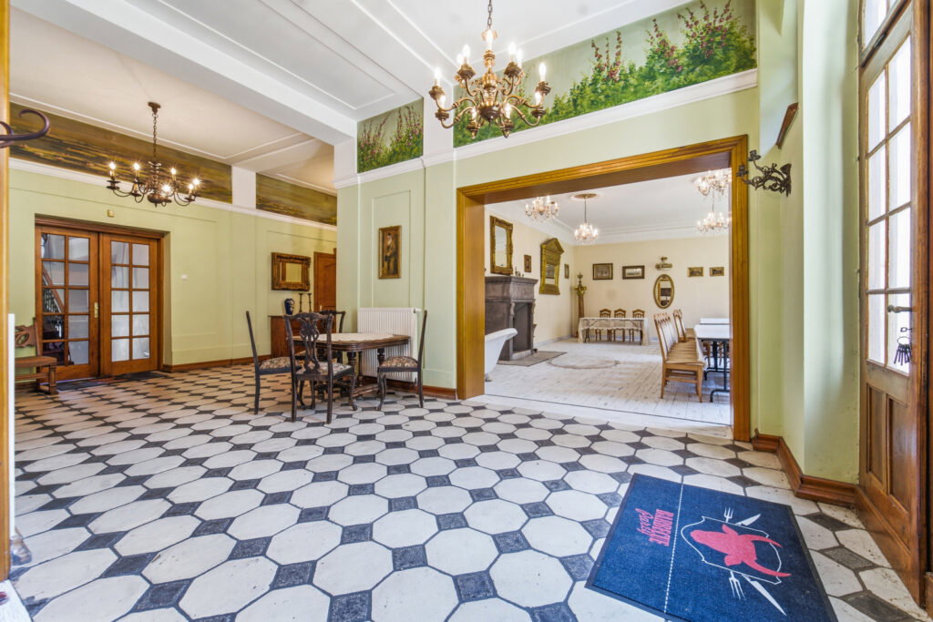 Klimatyczny obiekt hotelowo-restauracyjny - zdjęcie 70