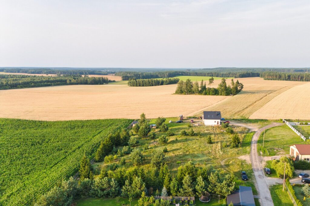 Piękna działka pod zabudowę - zdjęcie 7