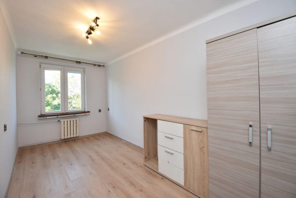 Mieszkanie na sprzedaż os. Wzgórze Ożarów 64,4 m² - zdjęcie 4