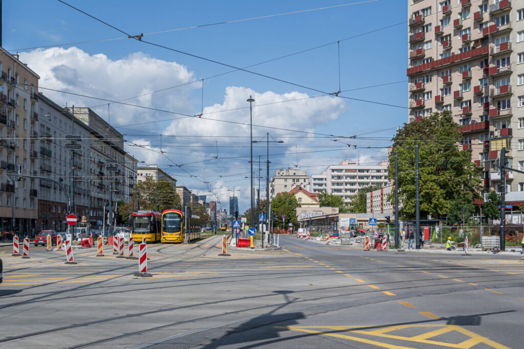 Kawalerka 23,40 m2 z oddzielną kuchnią. - zdjęcie 21