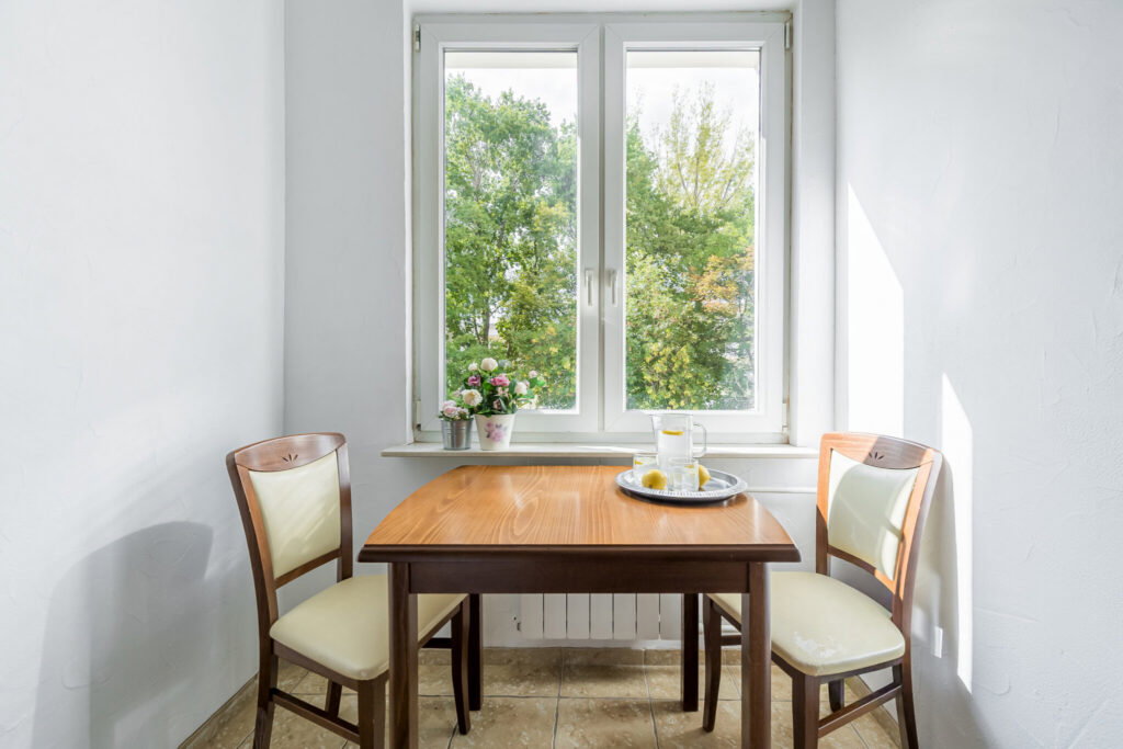 Kawalerka 23,40 m2 z oddzielną kuchnią. - zdjęcie 6